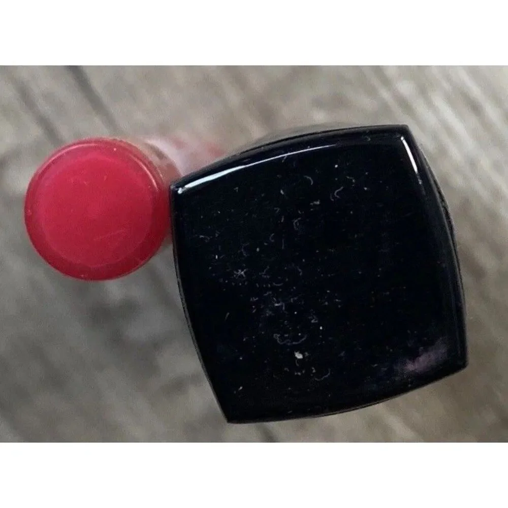 L.A. Girl Lip Attraction Lipstick Enticing GLC585 Matte Finish Gloss Baby Pop